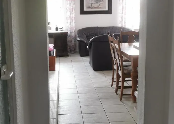 In D 63667 Nidda, Gaesschen 8 Erdgeschoss Rechts דירה *